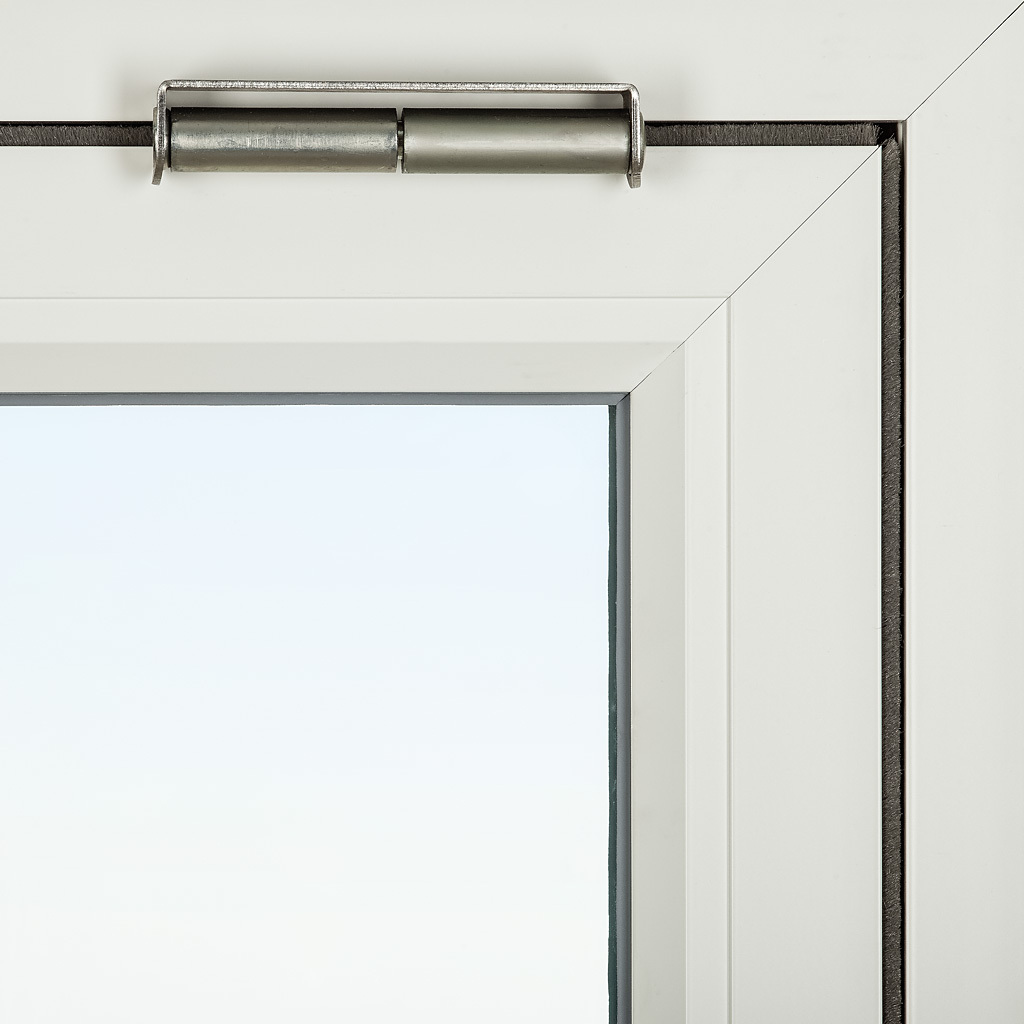 Överkantshängda aluminiumfönster för källare och garage-4