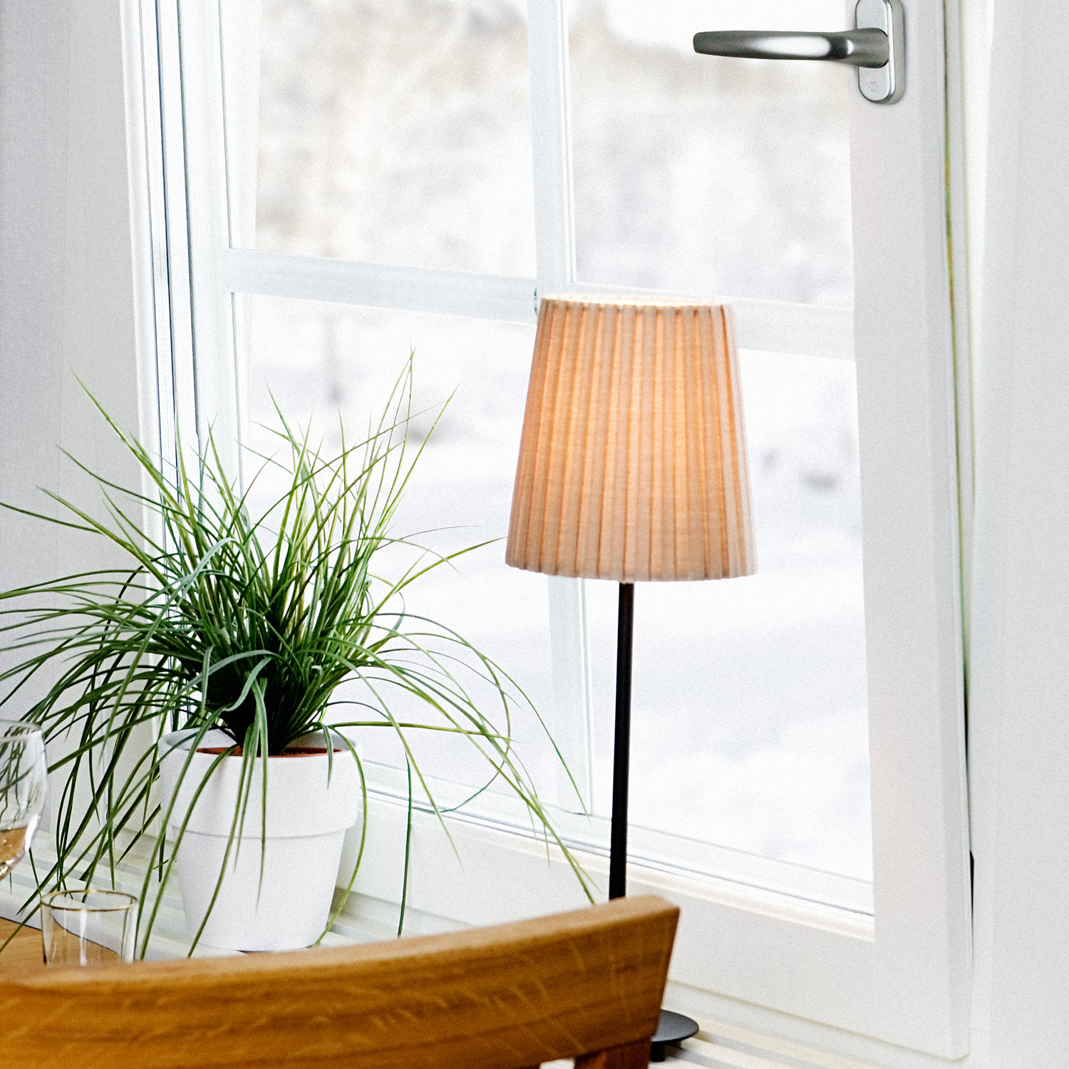 Inåtgående aluminiumfönster med 2+1-glas-3